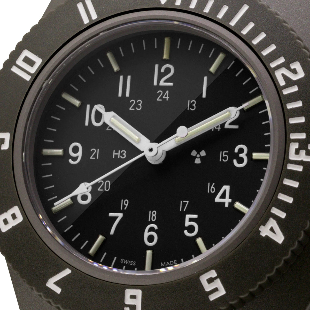 MARATHON AIR PILOT'S NAVIGATOR SAGE GREEN 41MM DEFSTAN UAE