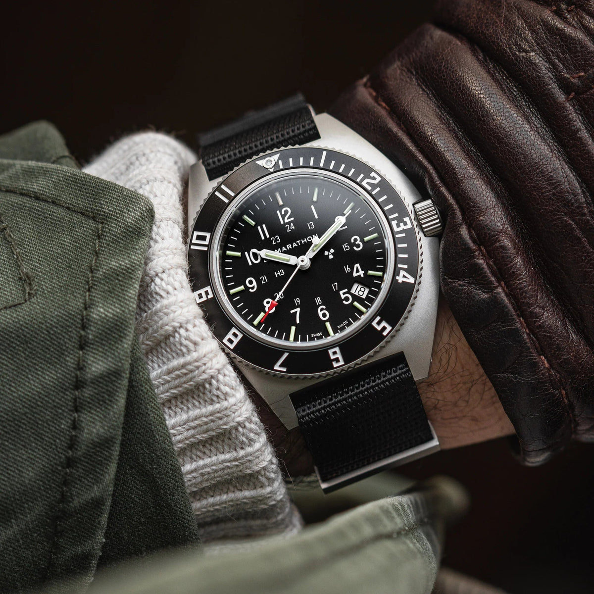 MARATHON AIR PILOT'S SSNAV - D STEEL NAVIGATOR WITH DATE 41MM DEFSTAN UAE