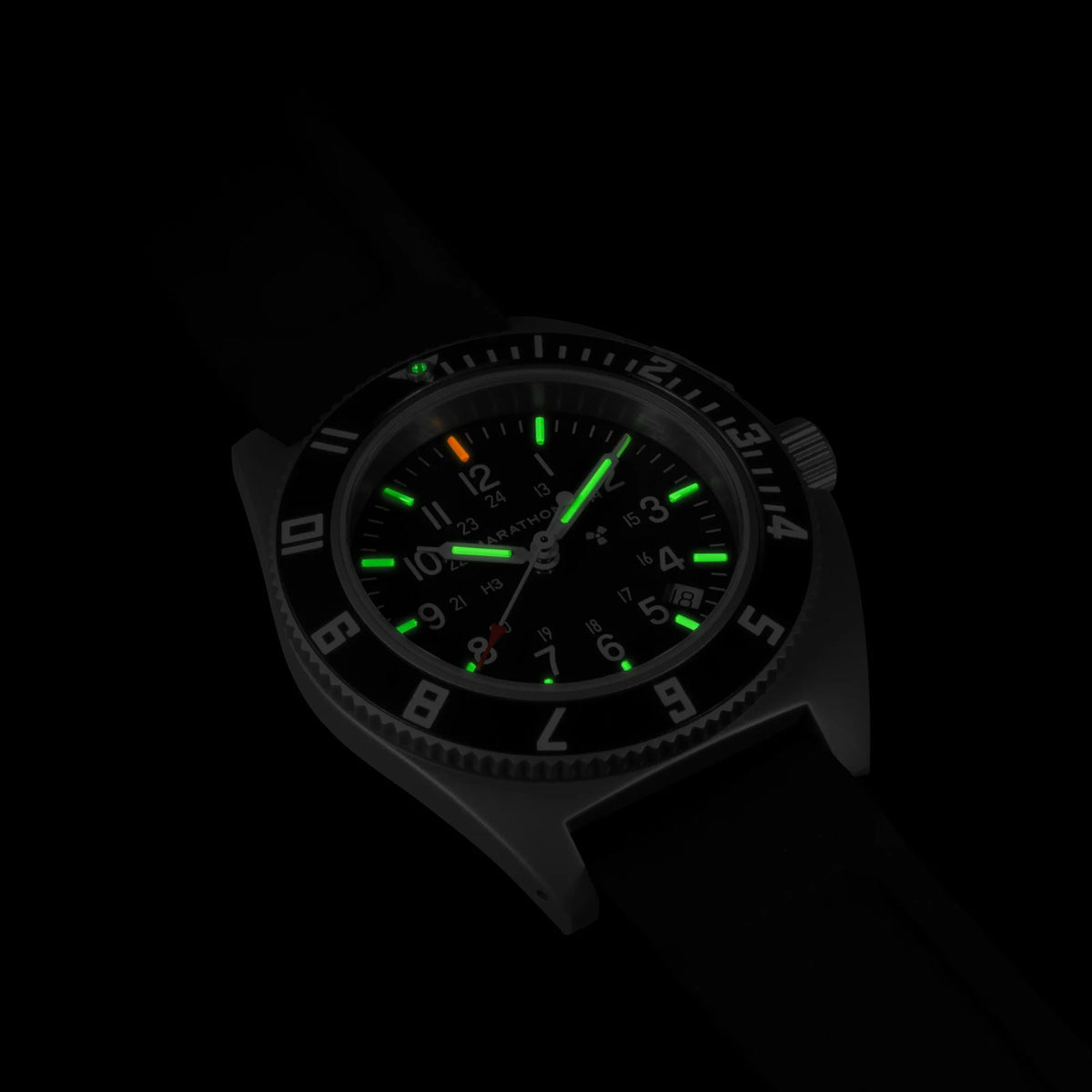 MARATHON AIR PILOT'S SSNAV - D STEEL NAVIGATOR WITH DATE 41MM RUBBER UAE