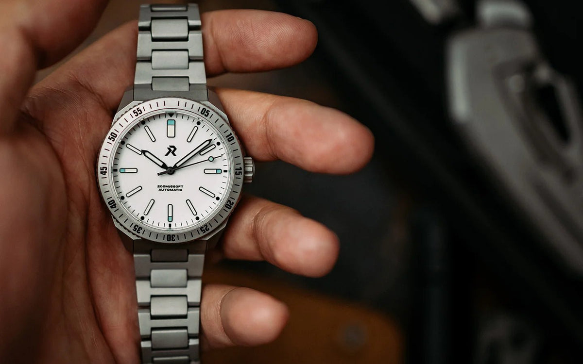 RZE SEA ENDEAVOUR TITANIUM POLARIS WHITE 41MM UAE