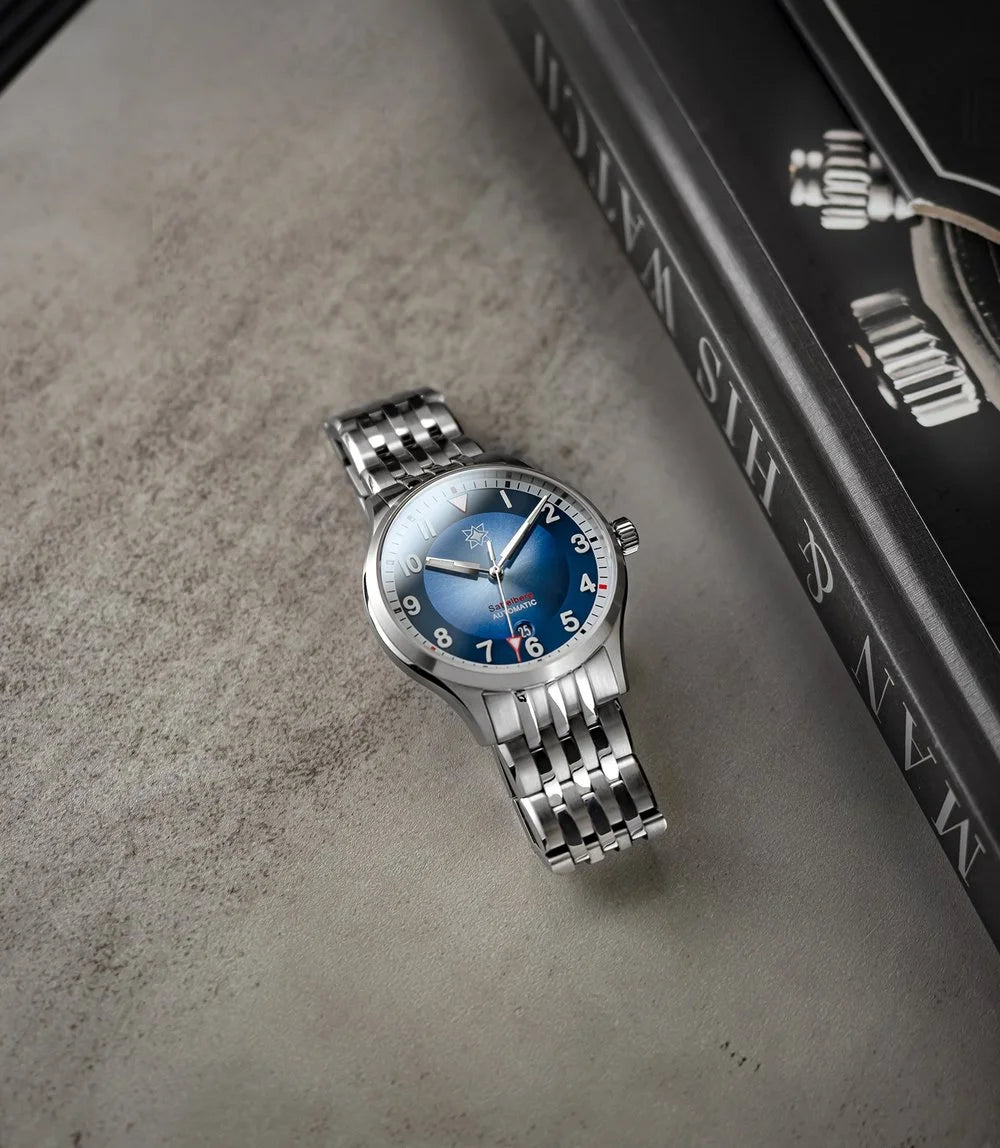 SECOND HOUR LAND THE SATTELBERG DATE BLUE BRACELET UAE