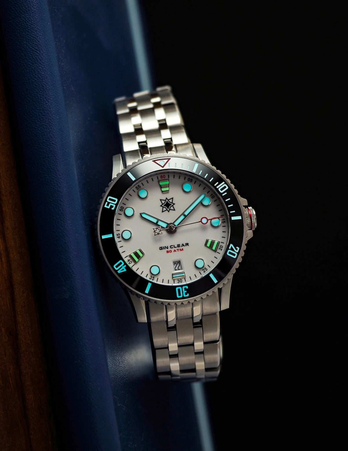 SECOND HOUR SEA GIN CLEAR II DATE ARCTIC WHITE UAE