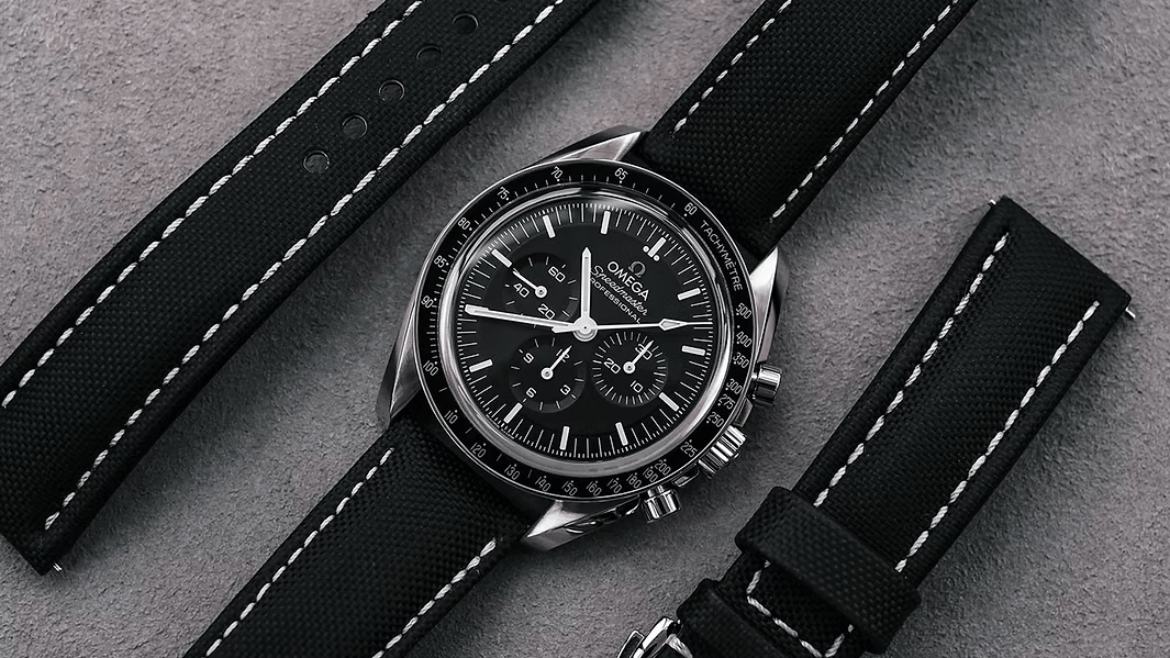 WATCH STRAP REVIEW: ARTEM SAILCLOTH LOOP-LESS STRAP ON THE OMEGA SPEEDMASTER - WATCHH
