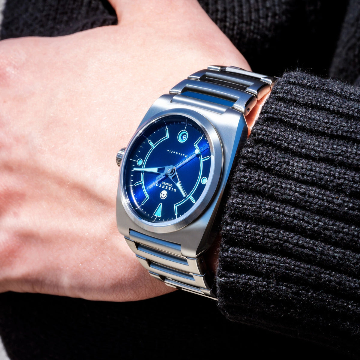 DIRENZO DRZ 02R AEROLITE DRESS BLUE BRACELET 39MM DATE watch
