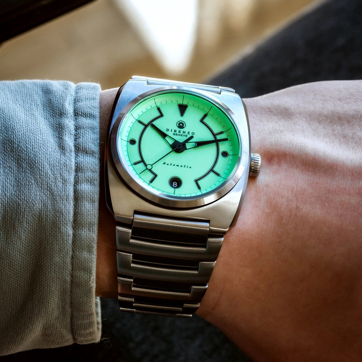 DIRENZO DRZ 02R AEROLITE DRESS MINT BRACELET 39MM DATE watch