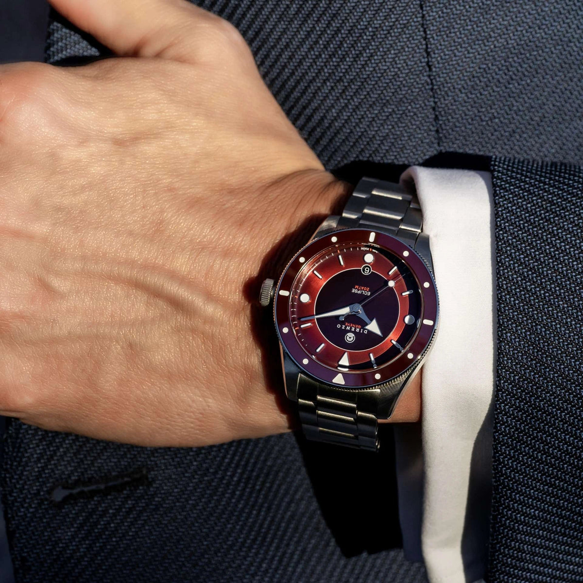 DIRENZO DRZ 03V2 SEA ECLIPSE RED BRACELET 40MM WITH DATE - WATCHH