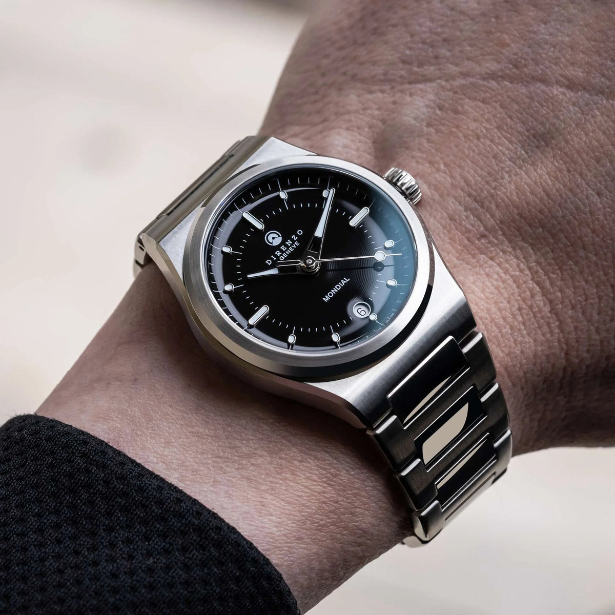 DIRENZO DRZ 04R MONDIAL RETRO DRESS BLACK BRACELET 38MM