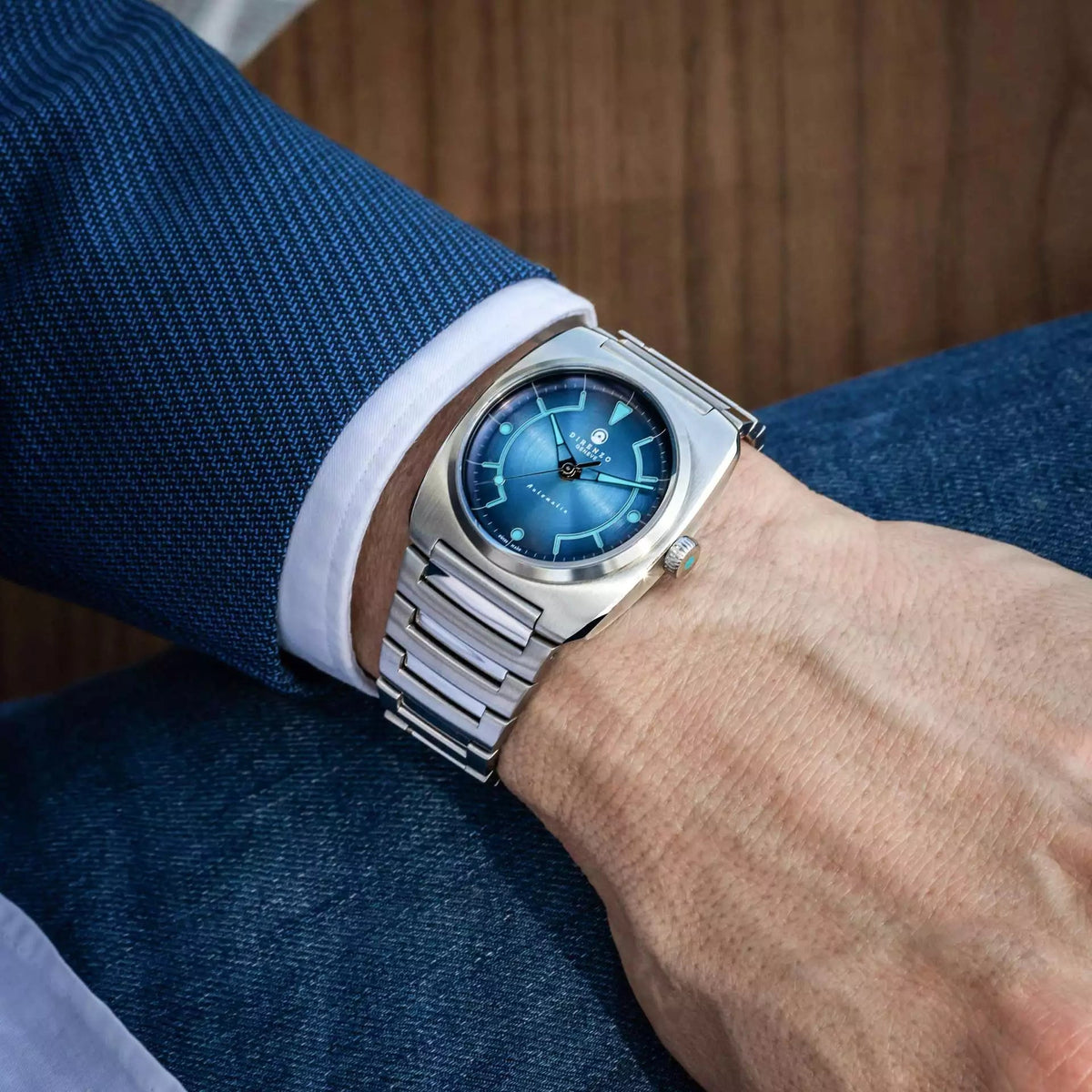 DIRENZO DZR 02 RETRO DRESS BLUE BRACELET 39MM WITH DATE - WATCHH