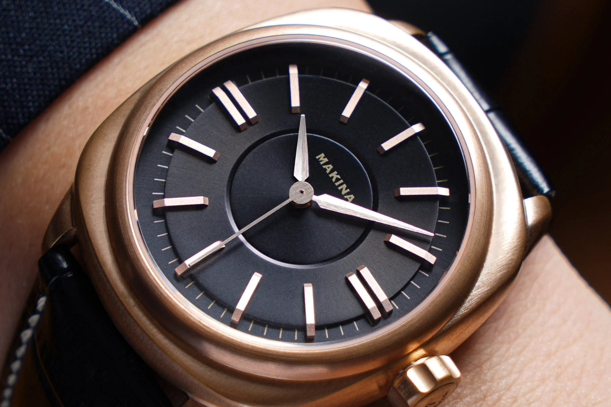 MAKINA URIEL VI - BLACK CONTEMPORARY DRESS - WATCHH