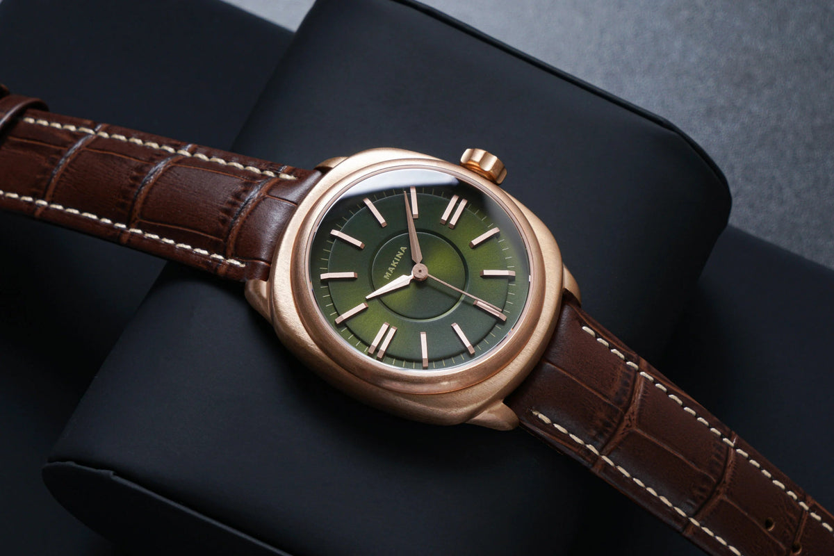 MAKINA URIEL VI - EMERALD GREEN CONTEMPORARY DRESS - WATCHH