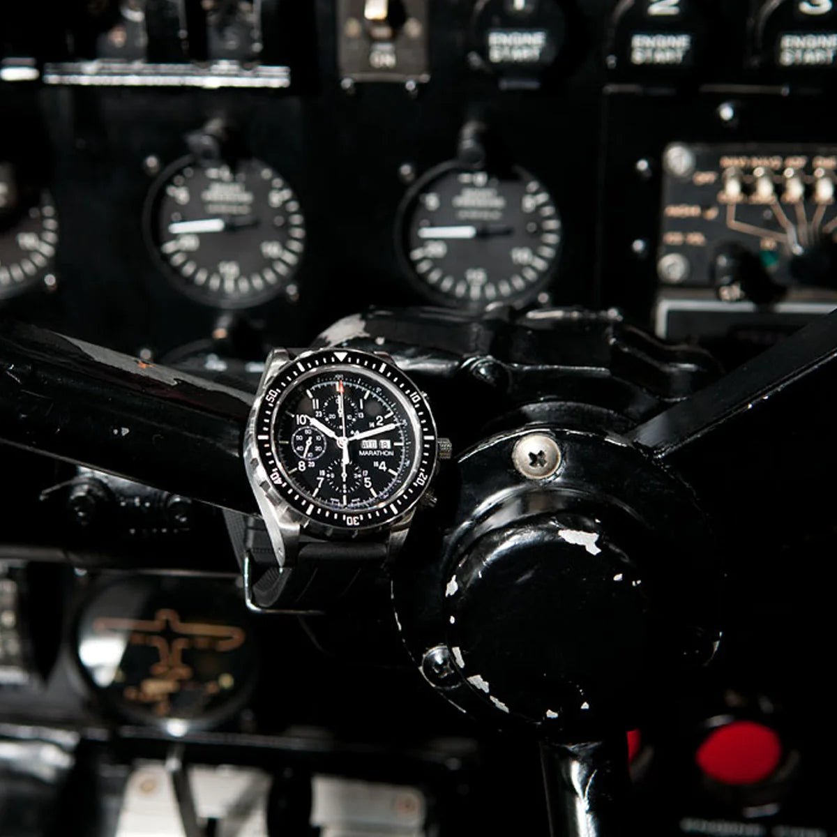 MARATHON SEA/PILOT CSAR CHRONOGRAPH JUMBO DAY/DATE AUTOMATIC (JDD) 46MM - WATCHH