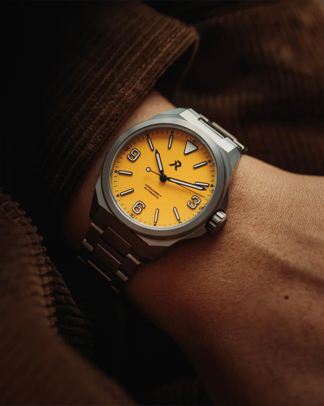 RZE LAND RESOLUTE TITANIUM MEDALLION YELLOW 40MM - WATCHH
